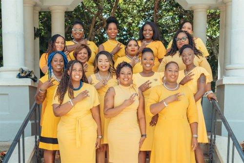 mobile - carousel-hero-element image-0