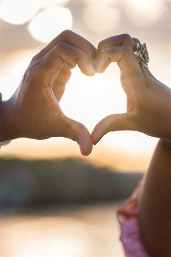 mobile - carousel-hero-element image-4