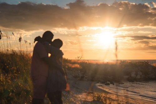 mobile - carousel-hero-element image-3