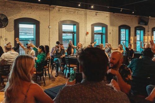 mobile - carousel-hero-element image-5