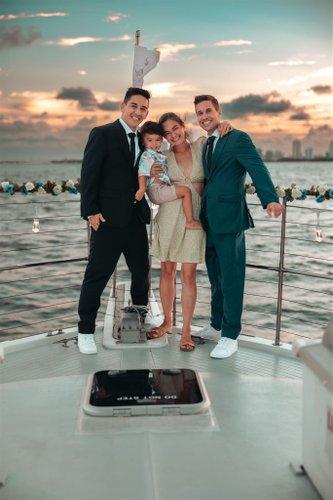 mobile - carousel-hero-element image-5