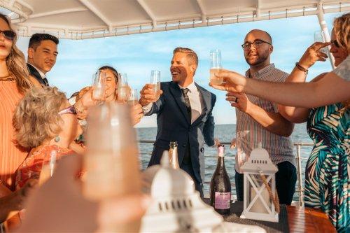 mobile - carousel-hero-element image-4