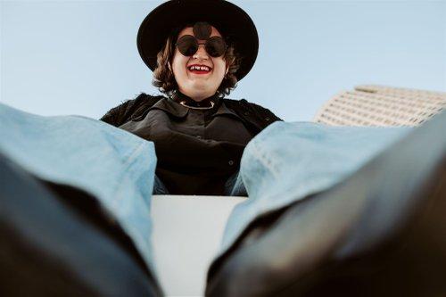 mobile - carousel-hero-element image-7