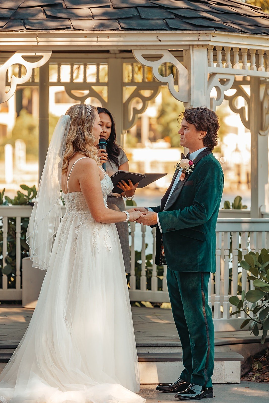 carousel-hero-element image-2