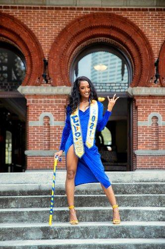 mobile - carousel-hero-element image-10