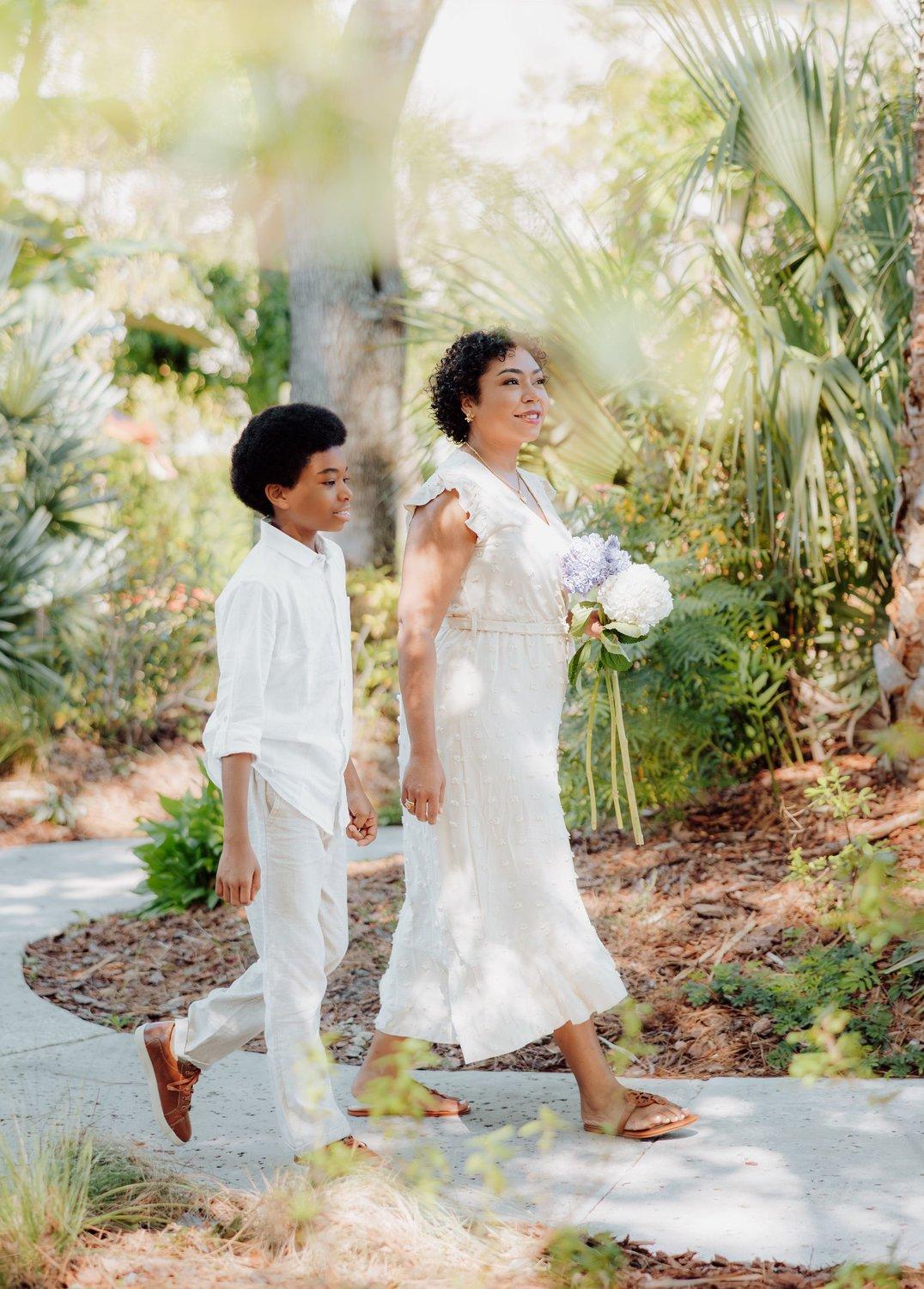 carousel-hero-element image-1